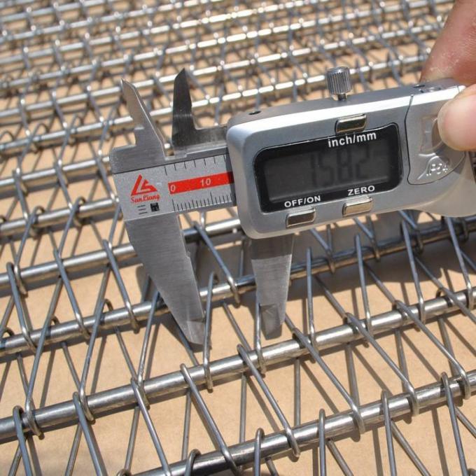 Khả năng chống ăn mòn tùy chỉnh Dây chuyền băng tải sô cô la trái cây được điều khiển 2